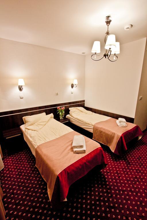 Hotel Milord بوتوسك المظهر الخارجي الصورة