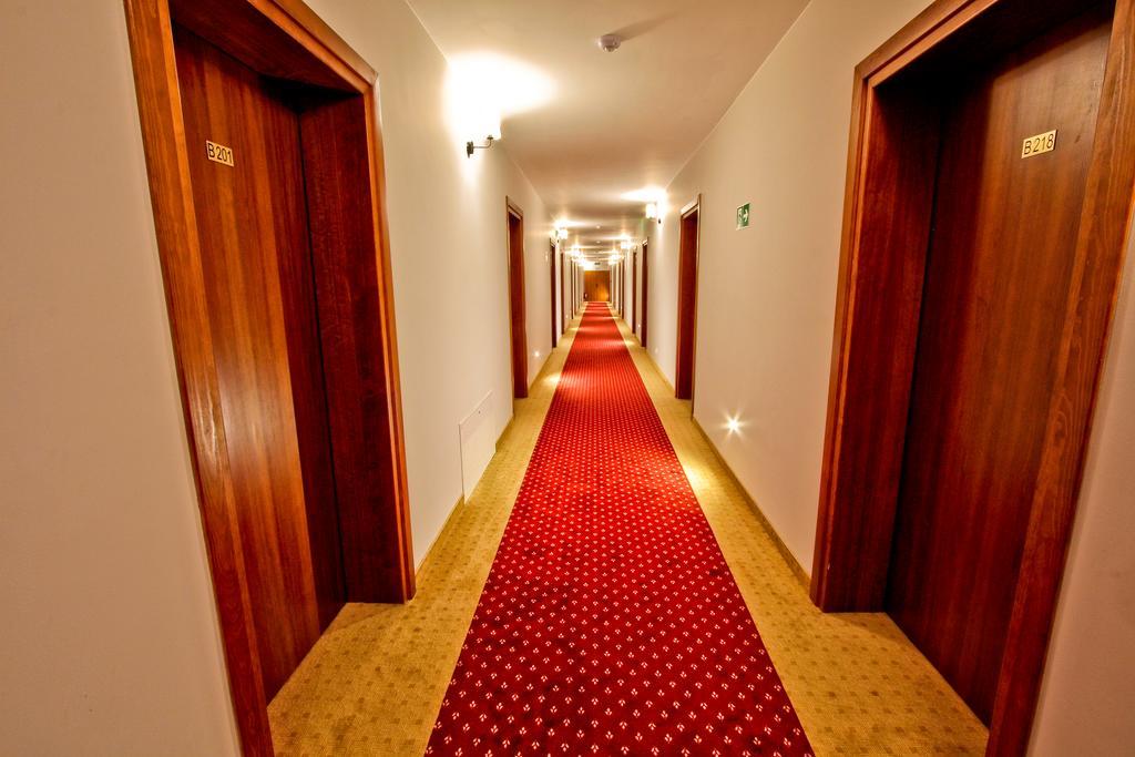 Hotel Milord بوتوسك المظهر الخارجي الصورة