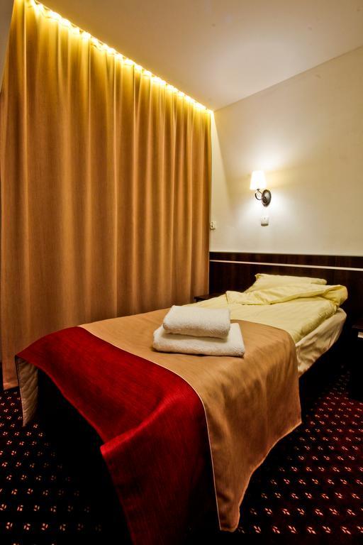 Hotel Milord بوتوسك المظهر الخارجي الصورة