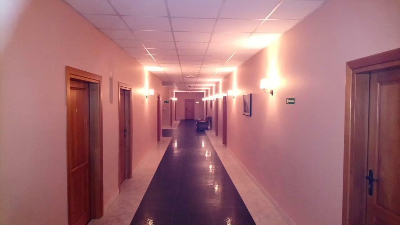 Hotel Milord بوتوسك المظهر الخارجي الصورة