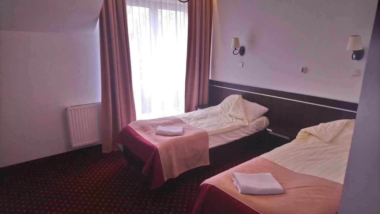 Hotel Milord بوتوسك المظهر الخارجي الصورة